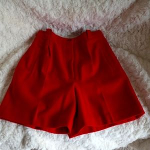 TRUE RED WOOL WINTER SHORTS! These are extremely well made. They are fully lined
